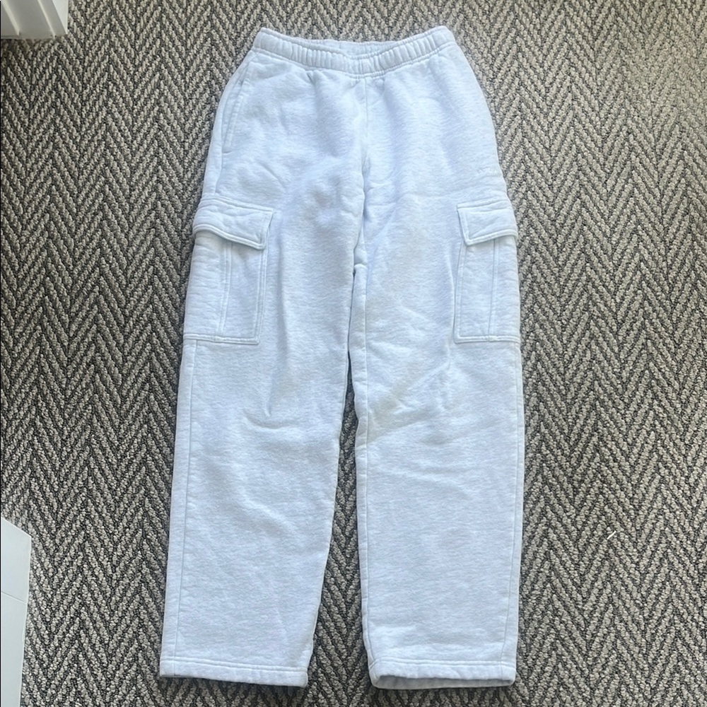 Aritzia Light Grey Wide Leg Cargo Sweats